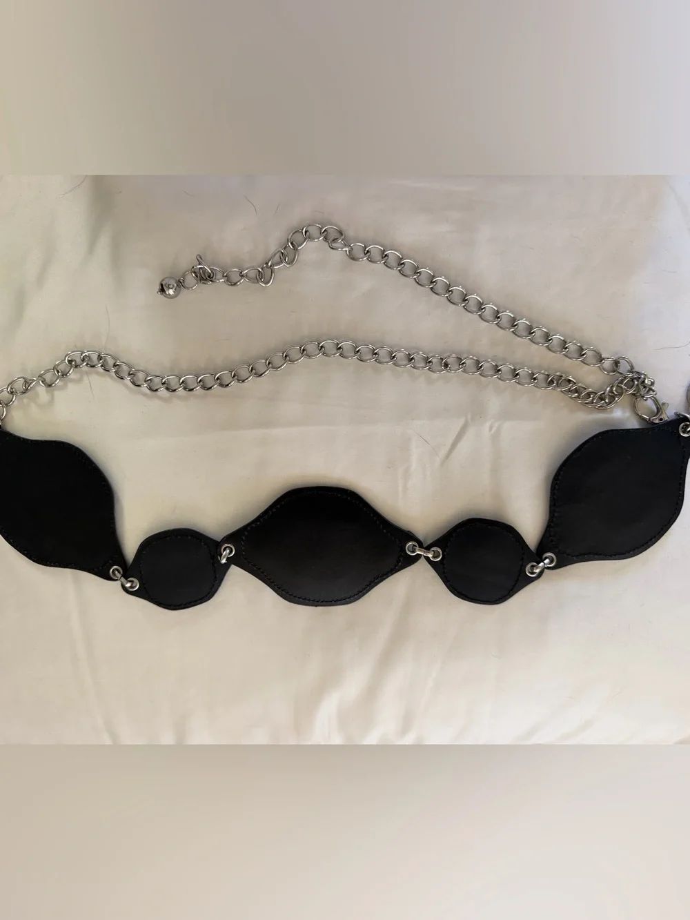 NWOT Chico’s Beaded Medallion Adjustable Chain Belt OSFM